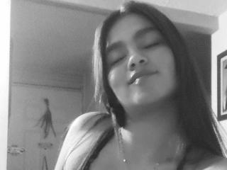 AlahyaDifiori - Live porn &amp; sex cam - 21082906