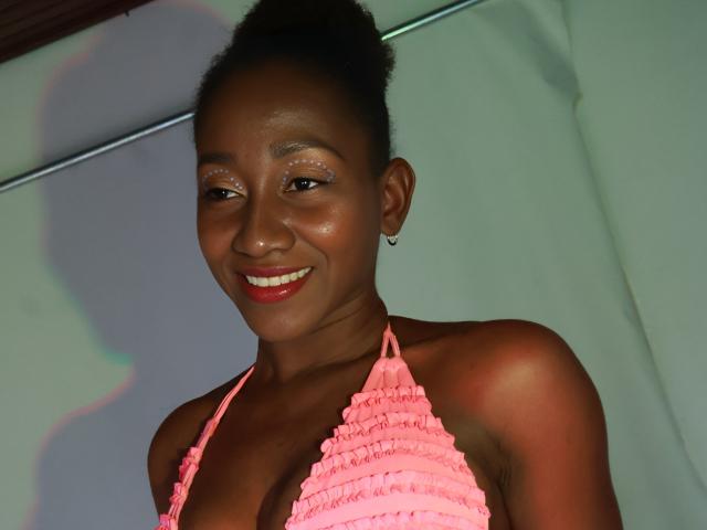 TheresaSweiny - Live porn &amp; sex cam - 21082942