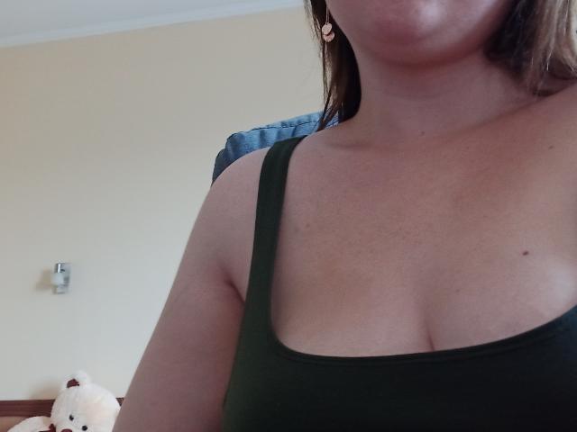 DiLaria - Live porn &amp; sex cam - 21082986