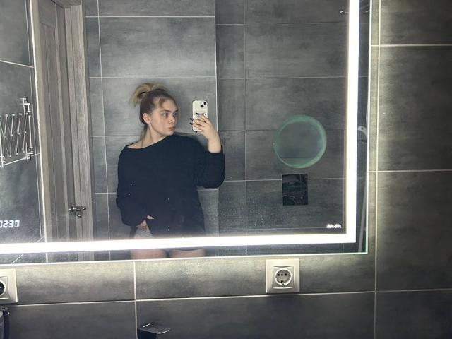 EmmaFantastic - Live porn &amp; sex cam - 21088830