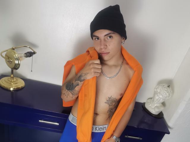 AzrraelSanchez - Live porn &amp; sex cam - 21091206