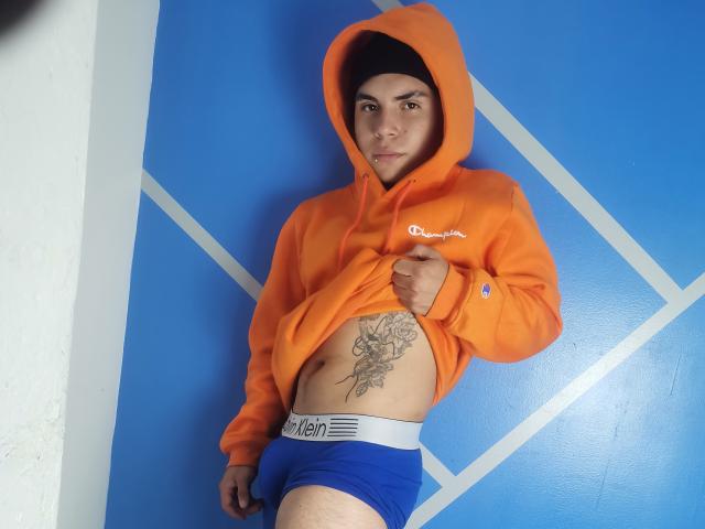 AzrraelSanchez - Live porn &amp; sex cam - 21091222