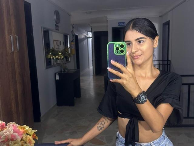 MichelleBenett - Live sexe cam - 21093882