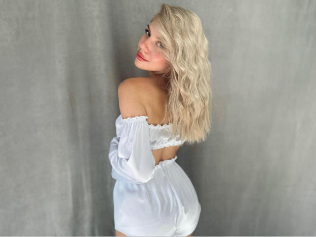 LilliannCute - Live porn &amp; sex cam - 21098154