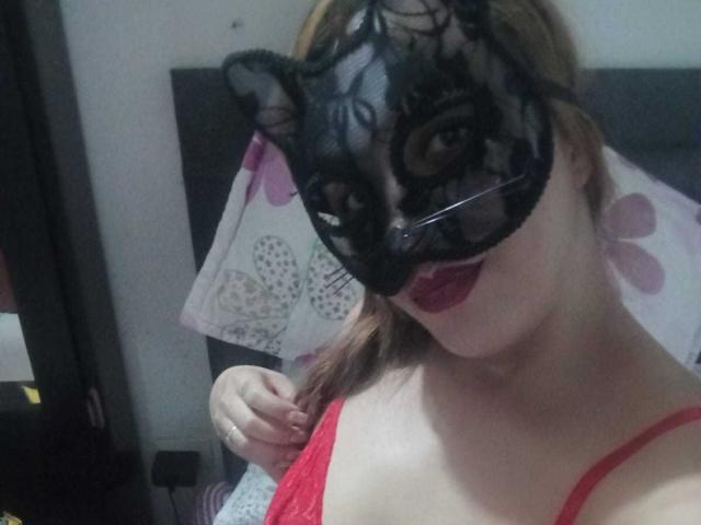 SamantaDiab - Live porn &amp; sex cam - 21098186