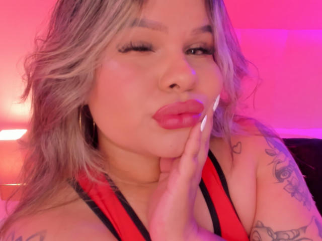 JulianaSousa - Live porn &amp; sex cam - 21098586