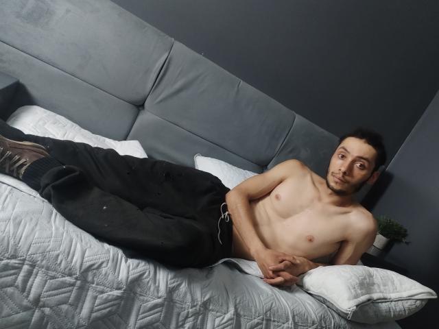 Kreyoz69 - Live porn &amp; sex cam - 21101762