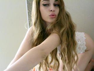 AugustinaJulia - Live porn &amp; sex cam - 21102422