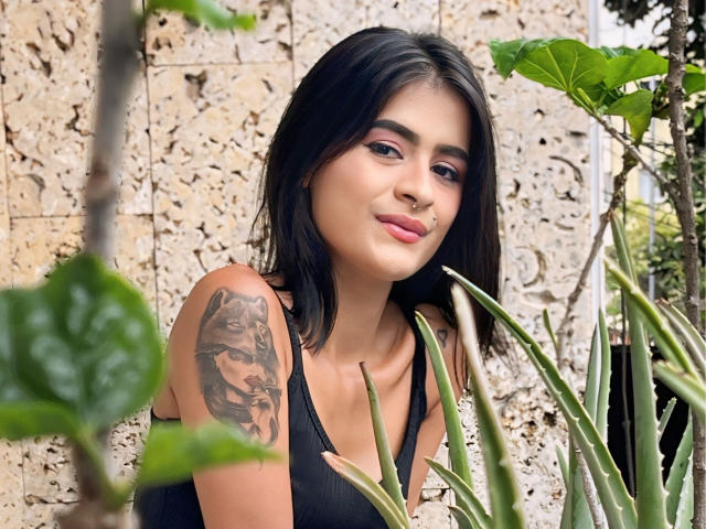 MichelleBenett - Live sex cam - 21102890