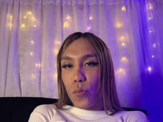 GeraldineSuaan - Live porn &amp; sex cam - 21103046