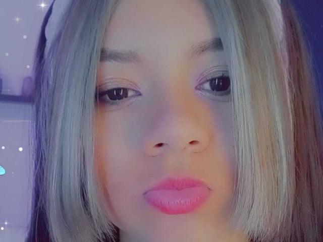 Scaarlett - Live Sex Cam - 21105098