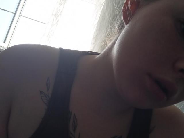 NippleEvelyn - Live porn &amp; sex cam - 21111986