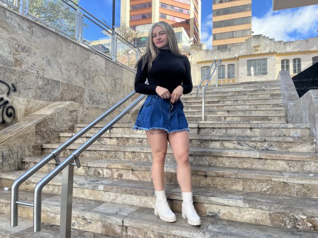 AtheneaRossi - Live porn &amp; sex cam - 21112982