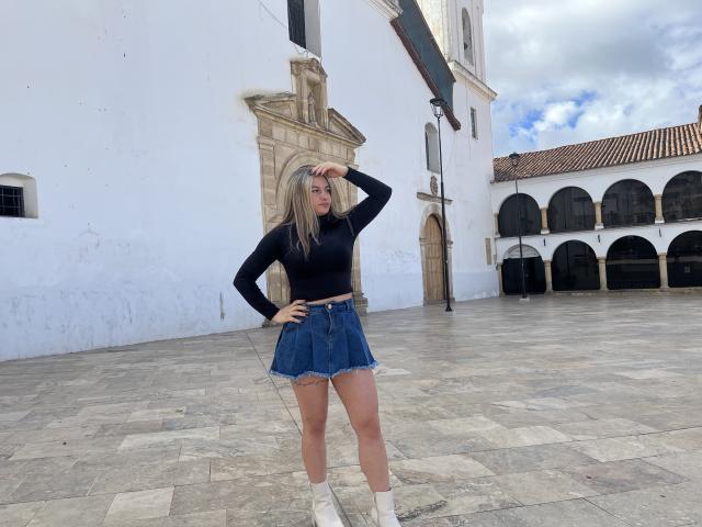 AtheneaRossi - Live porn &amp; sex cam - 21113362