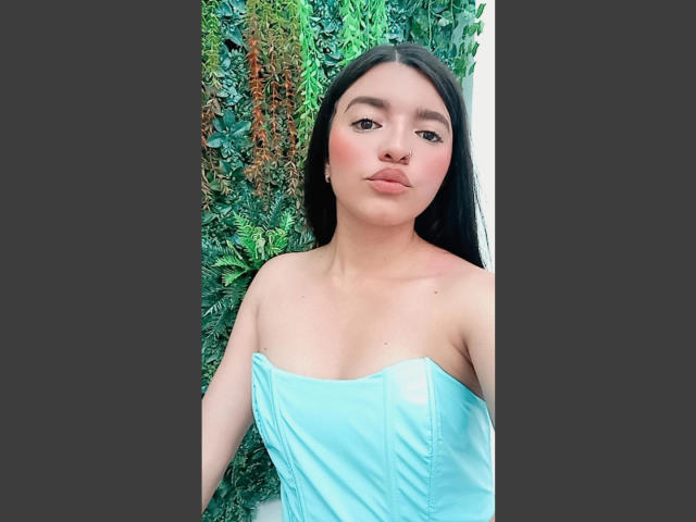 MiahSantos - Sexe cam en vivo - 21115830