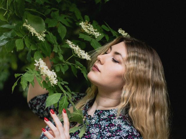 SofiaLux - Live porn &amp; sex cam - 21116974