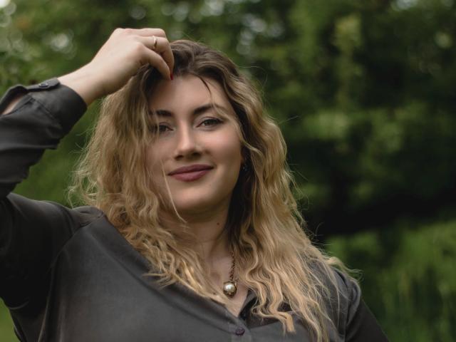 SofiaLux - Live porn &amp; sex cam - 21117038