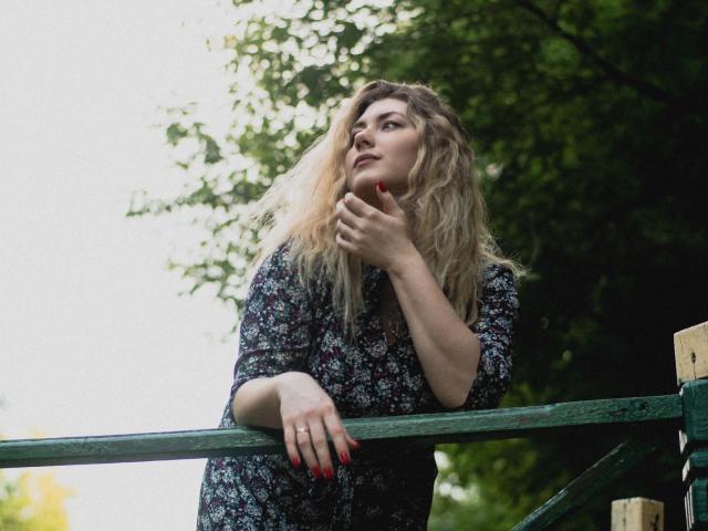 SofiaLux - Live sex cam - 21117062