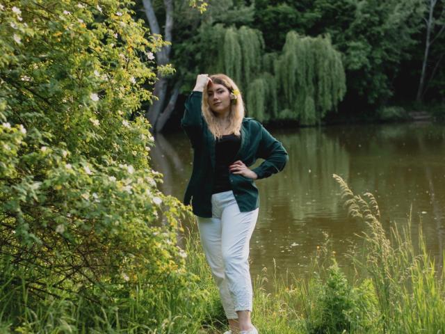 SofiaLux - сексуальная веб-камера в реальном времени - 21117158