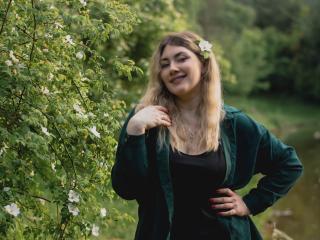 SofiaLux - Live porn &amp; sex cam - 21117178