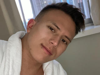 BastianC - Camera khiêu dâm &amp; quyến rũ trực tiếp - 21118706