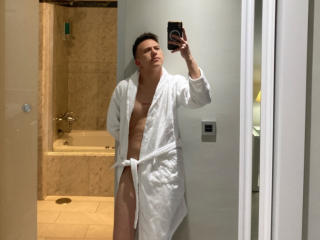 BastianC - Camera khiêu dâm &amp; quyến rũ trực tiếp - 21118718