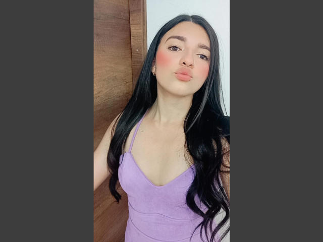 MiahSantos - Live porn &amp; sex cam - 21123358