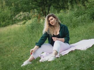 SofiaLux - Live porn &amp; sex cam - 21125738