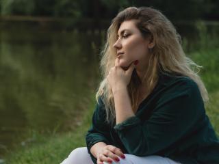 SofiaLux - Live porn &amp; sex cam - 21125846