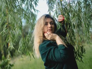 SofiaLux - Live porn &amp; sex cam - 21125866