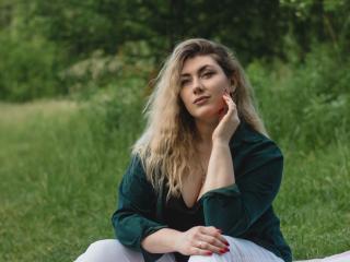 SofiaLux - Live porn &amp; sex cam - 21125878