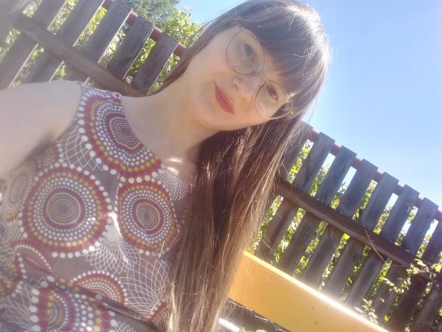 KiraGoldens - Live porn &amp; sex cam - 21126810