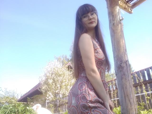 KiraGoldens - Élő pornó és szexkamera - 21126818