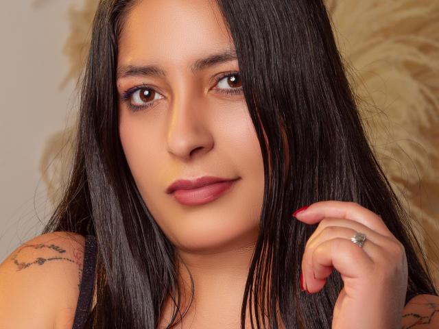 JuliaFoxxy - Sexe cam en vivo - 21129186