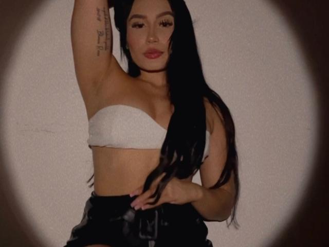 AshlyFerria - Live sex cam - 21134402