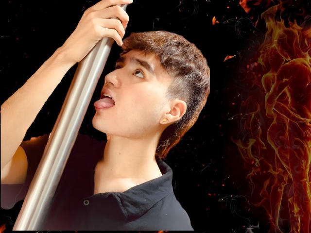 BrandonFire69 - Live porn &amp; sex cam - 21138030