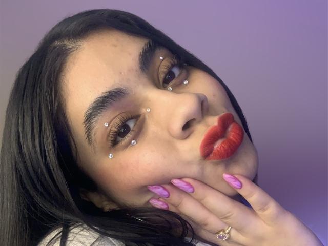 KataleyaForbes - Live porn &amp; sex cam - 21139962