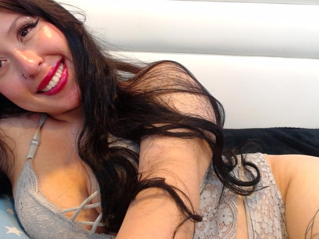 AmyHarriis - Live porn &amp; sex cam - 21142130