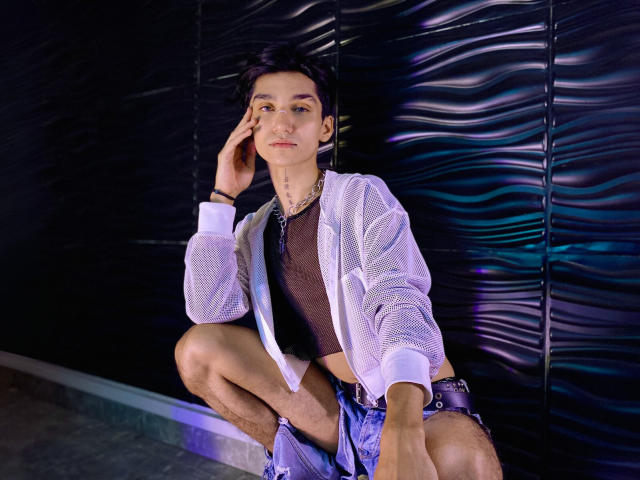 LeoAdam - сексуальная веб-камера в реальном времени - 21144074