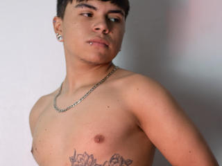 AzrraelSanchez - Sexe cam en vivo - 21144790