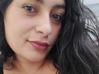 JuliaFoxxy - Live porn &amp; sex cam - 21146374