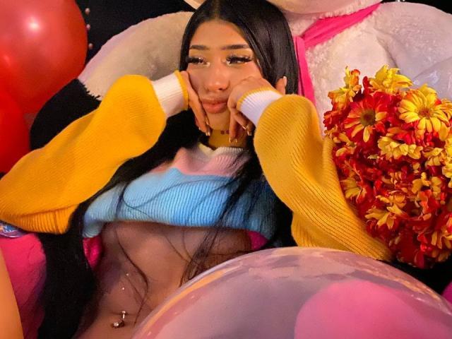 MarianaHotest - Porno na żywo i seks kamera - 21146762