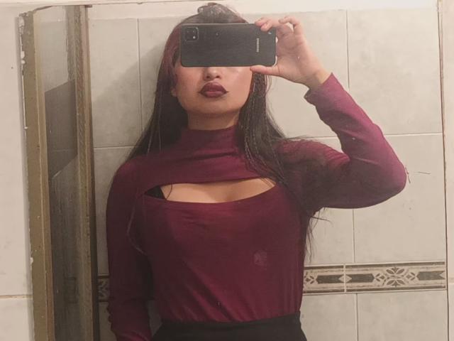 EmmaaRodriguez - Live porn &amp; sex cam - 21148026