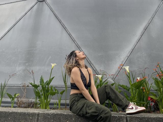 FloraSaenz - Live porn &amp; sex cam - 21148622