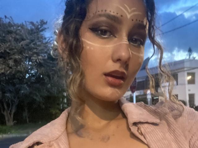 FloraSaenz - Live porn &amp; sex cam - 21148822