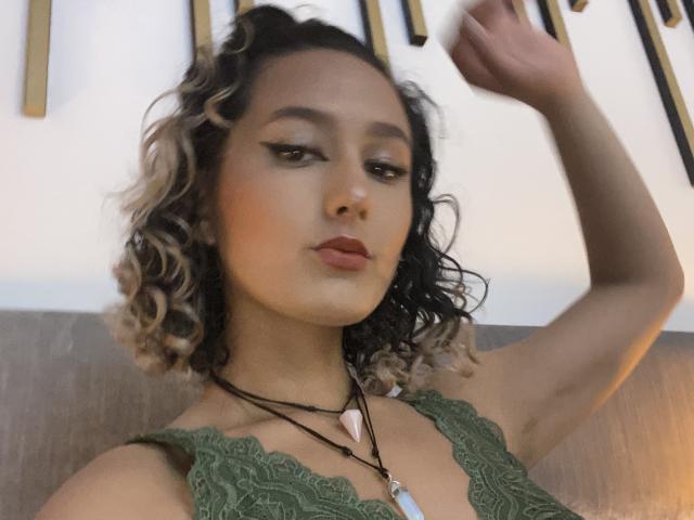 FloraSaenz - Live porno og sexkamera - 21148862