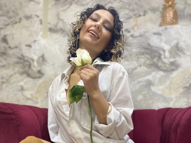 FloraSaenz - פורנו בשידור חי ומצלמת סקס - 21149002