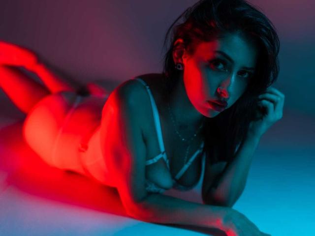 AmiraXTaylor - Live porn &amp; sex cam - 21149622