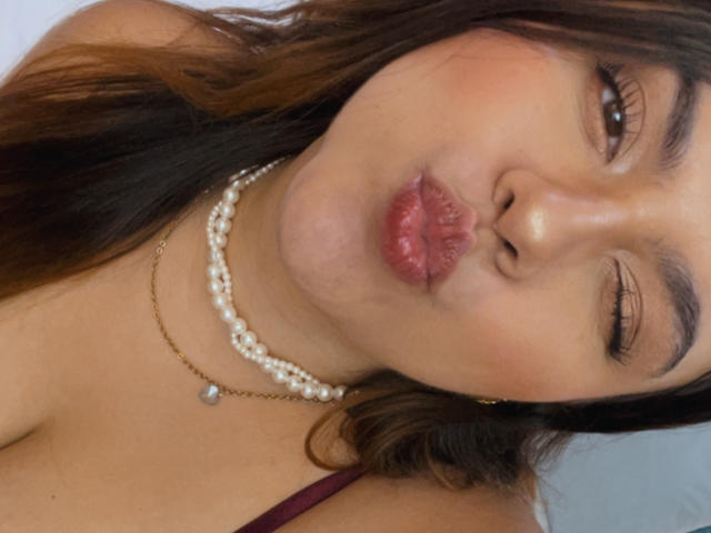 MissSofiia - Live porn &amp; sex cam - 21151350