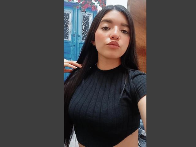 MiahSantos - Live porn &amp; sex cam - 21153518